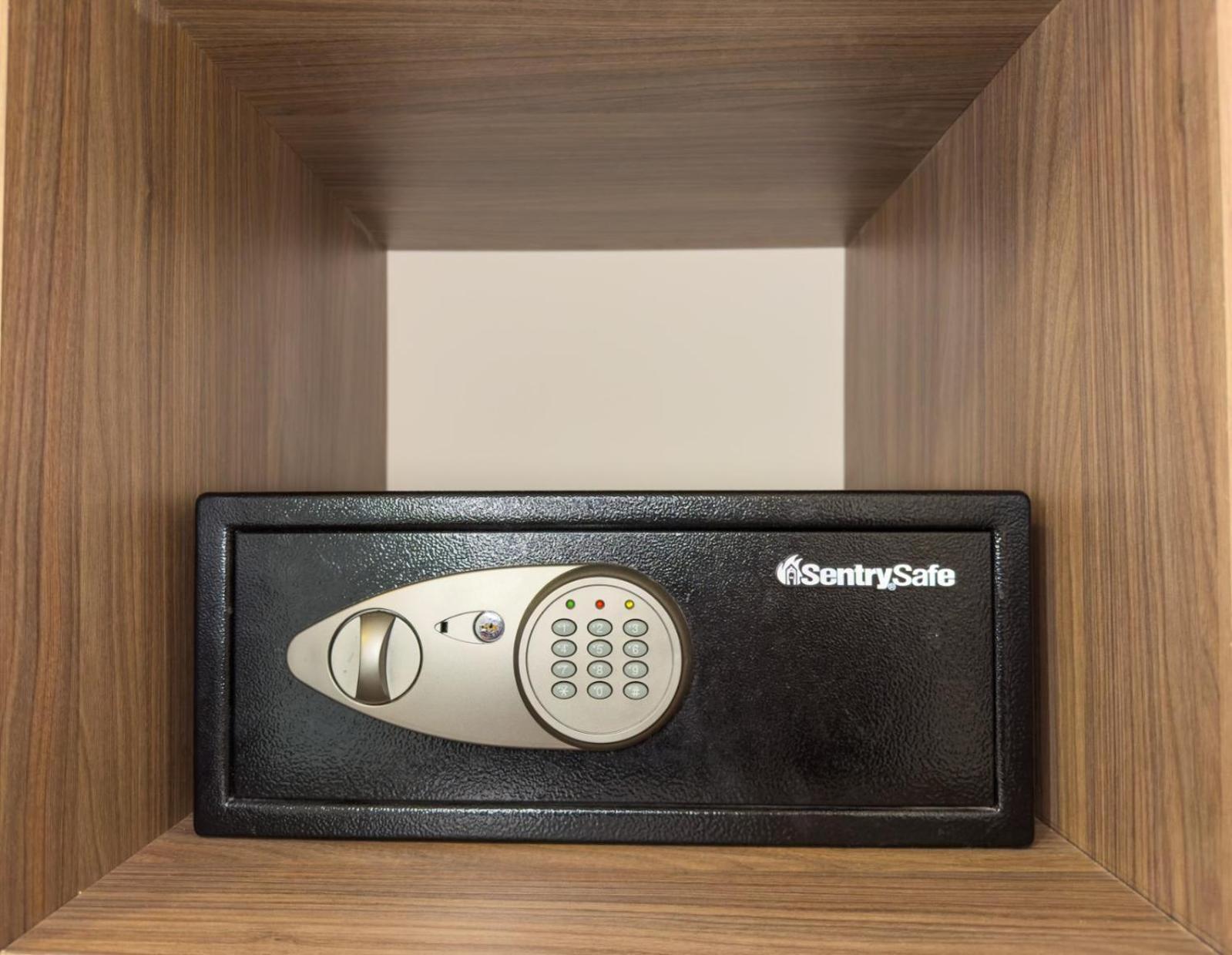 Cardedeu Suites サンサルバドル エクステリア 写真